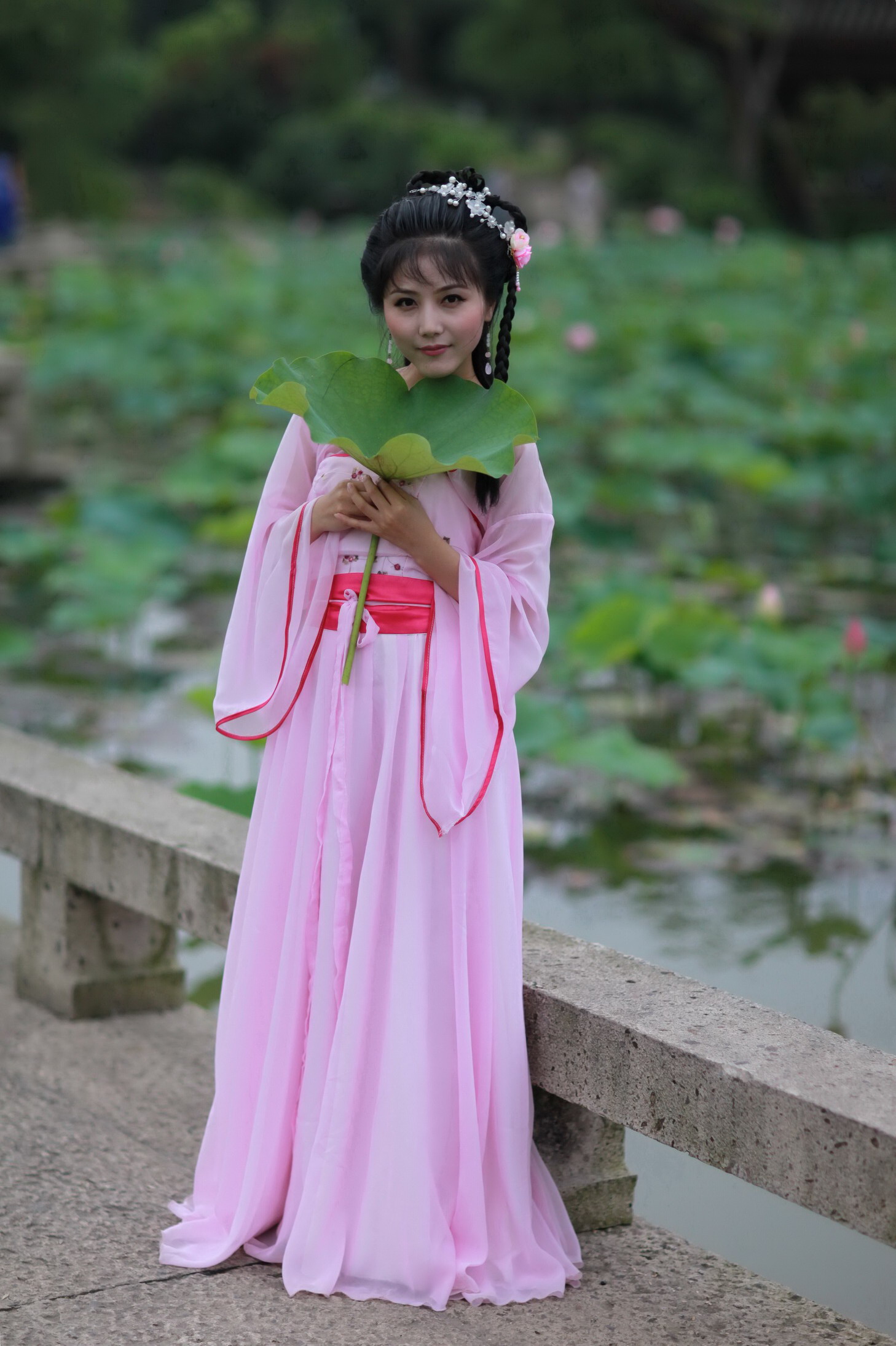 现代美女穿古装 现代美女有哪些人