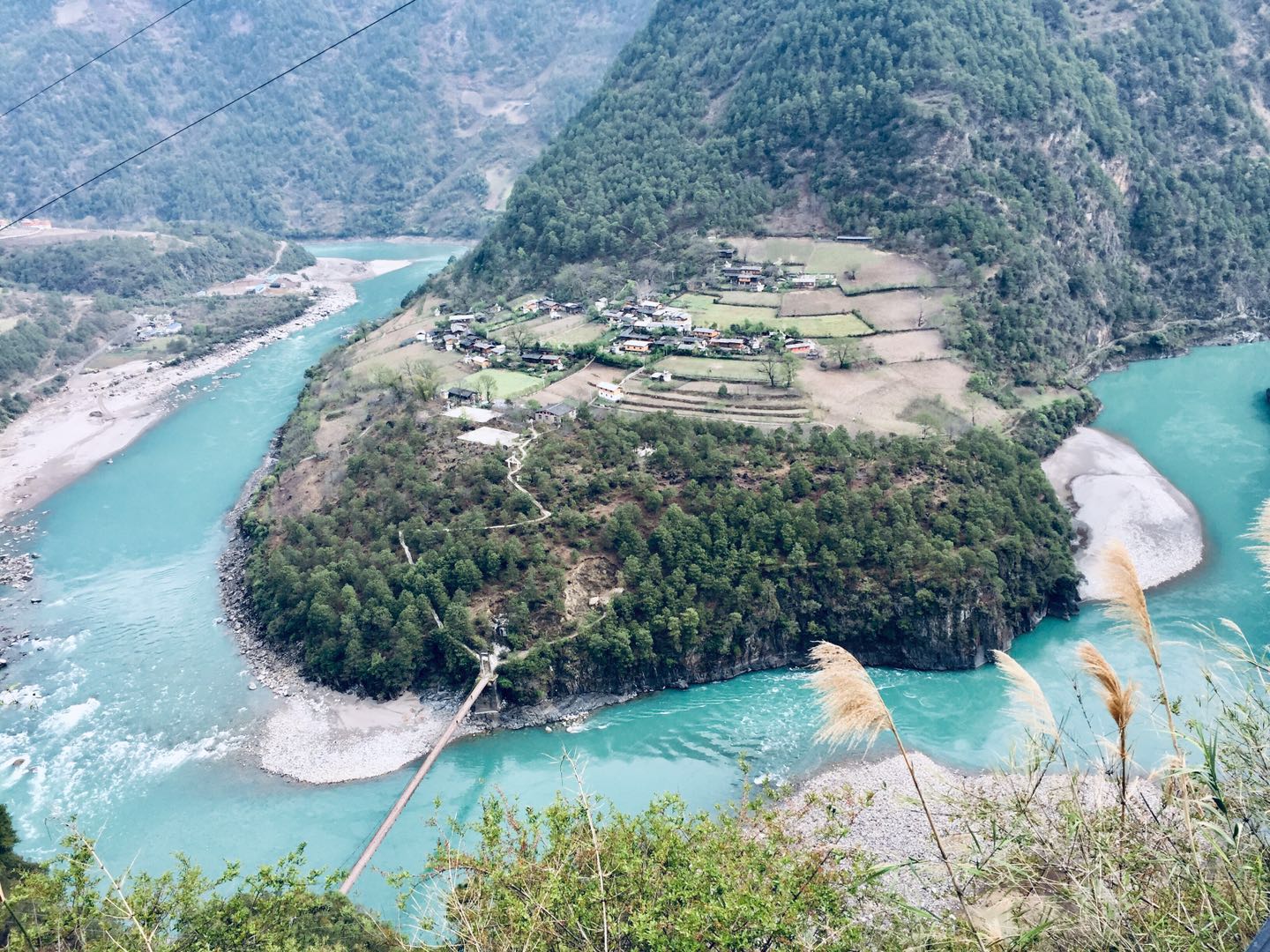 走进滇西沿怒江大峡谷北上—来到"人间仙境"之丙中洛,云南旅游攻略