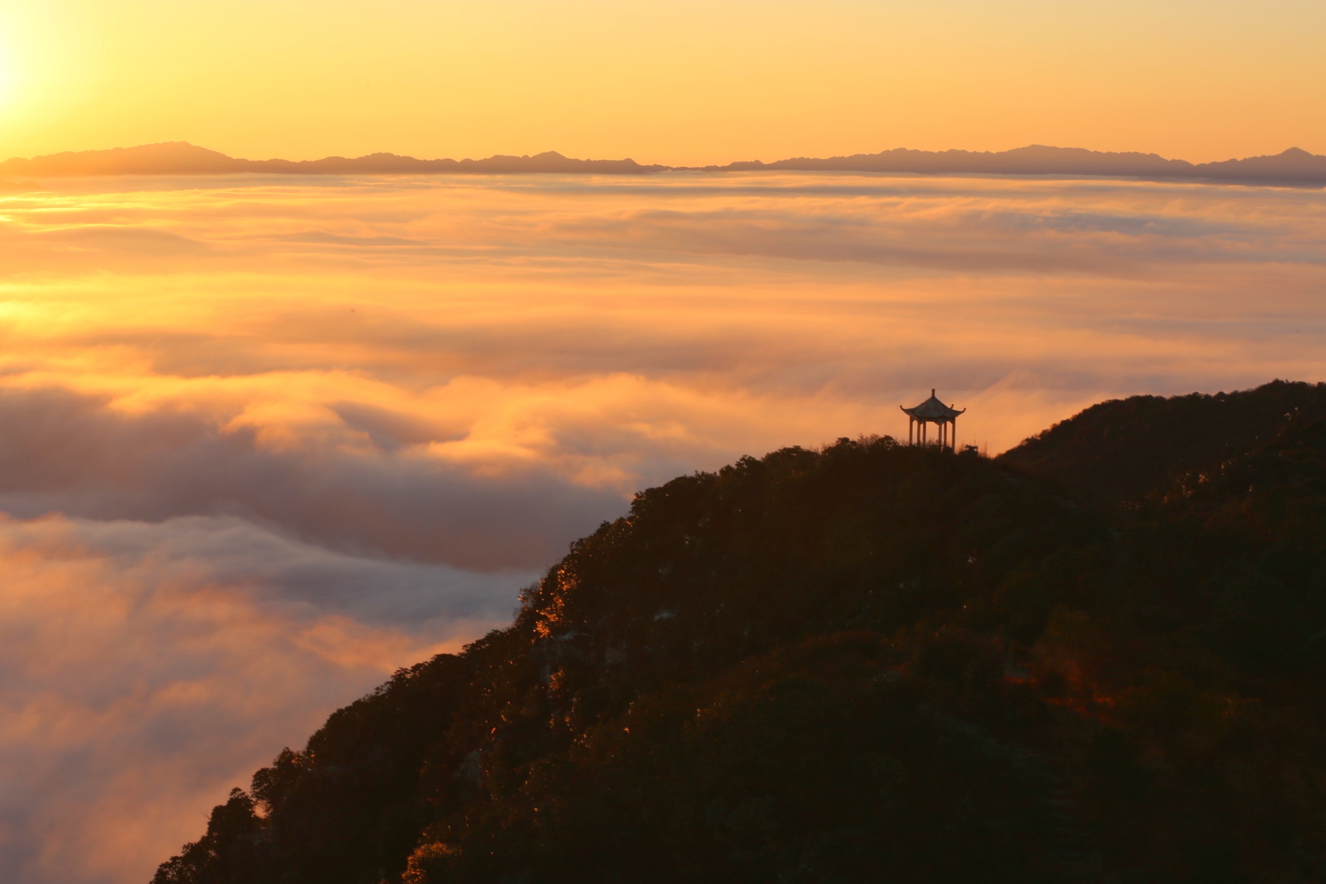 爱她就带她看最美日出日落,湖南郴州回龙山攻略小贴士,湖南旅游攻略