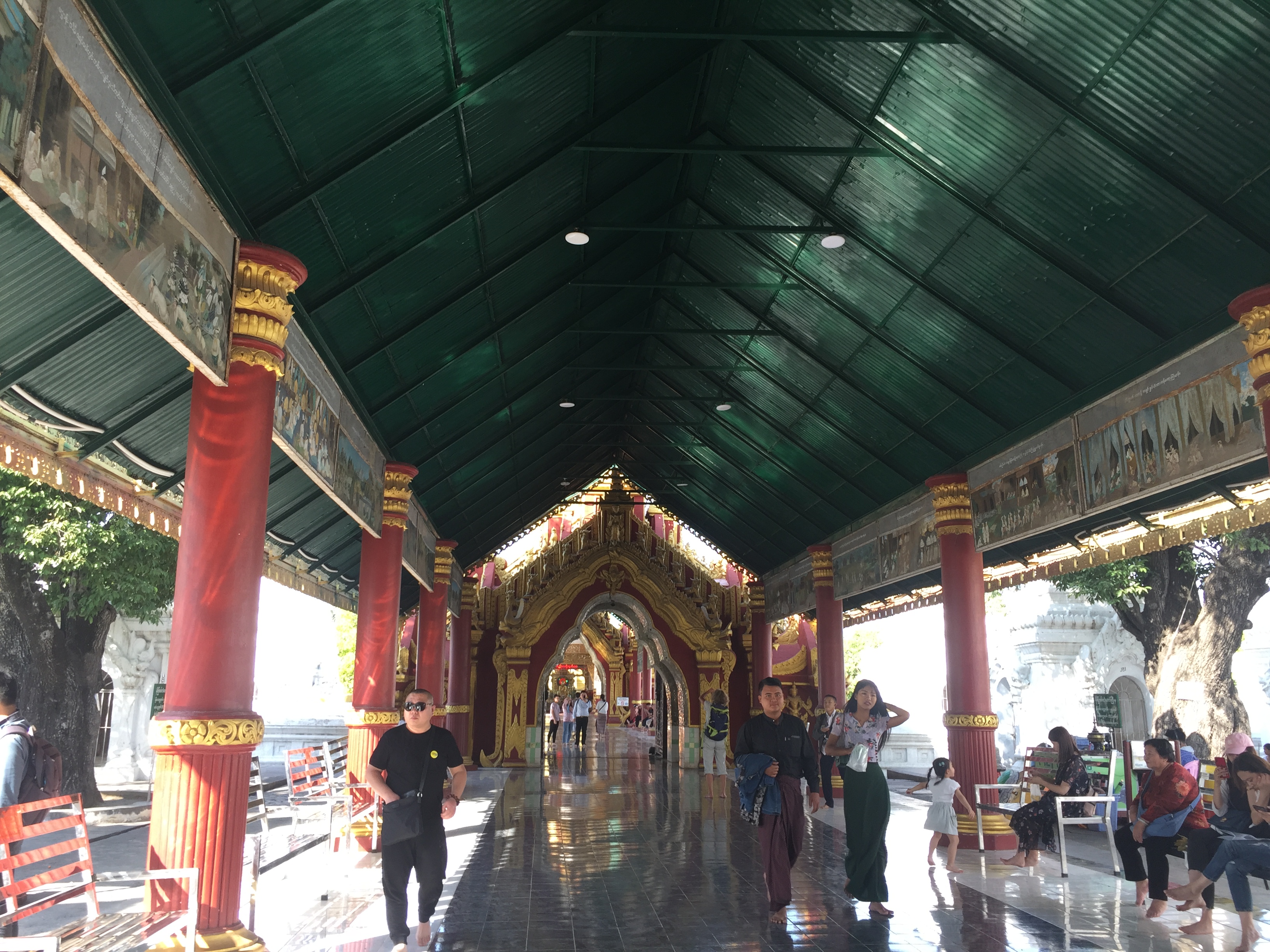 经典线路一目了然感受曼德勒马哈伽纳杨-皇宫-柚木寺-马哈木尼寺-固都陶佛塔