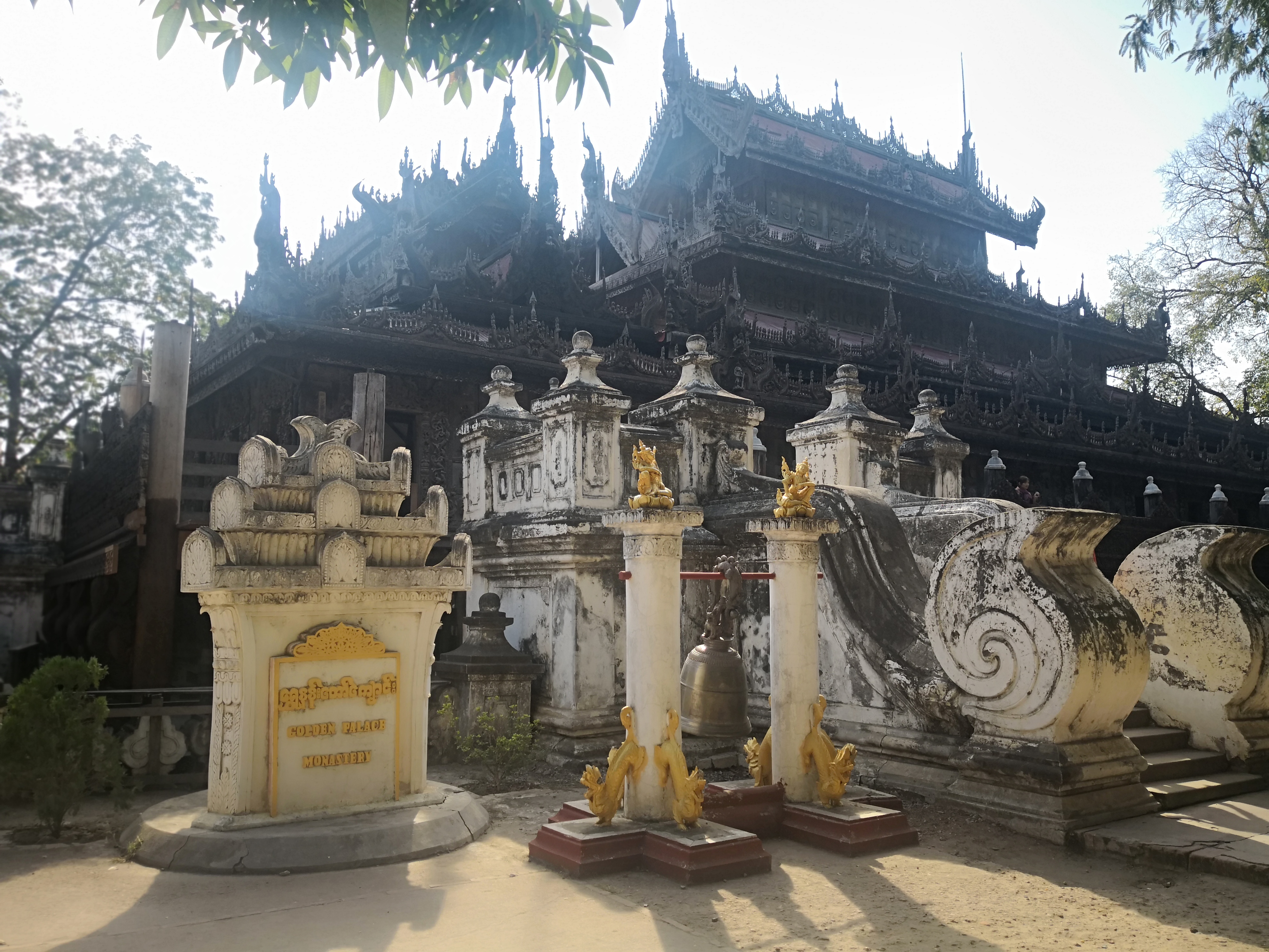 经典线路一目了然感受曼德勒马哈伽纳杨-皇宫-柚木寺-马哈木尼寺-固都陶佛塔