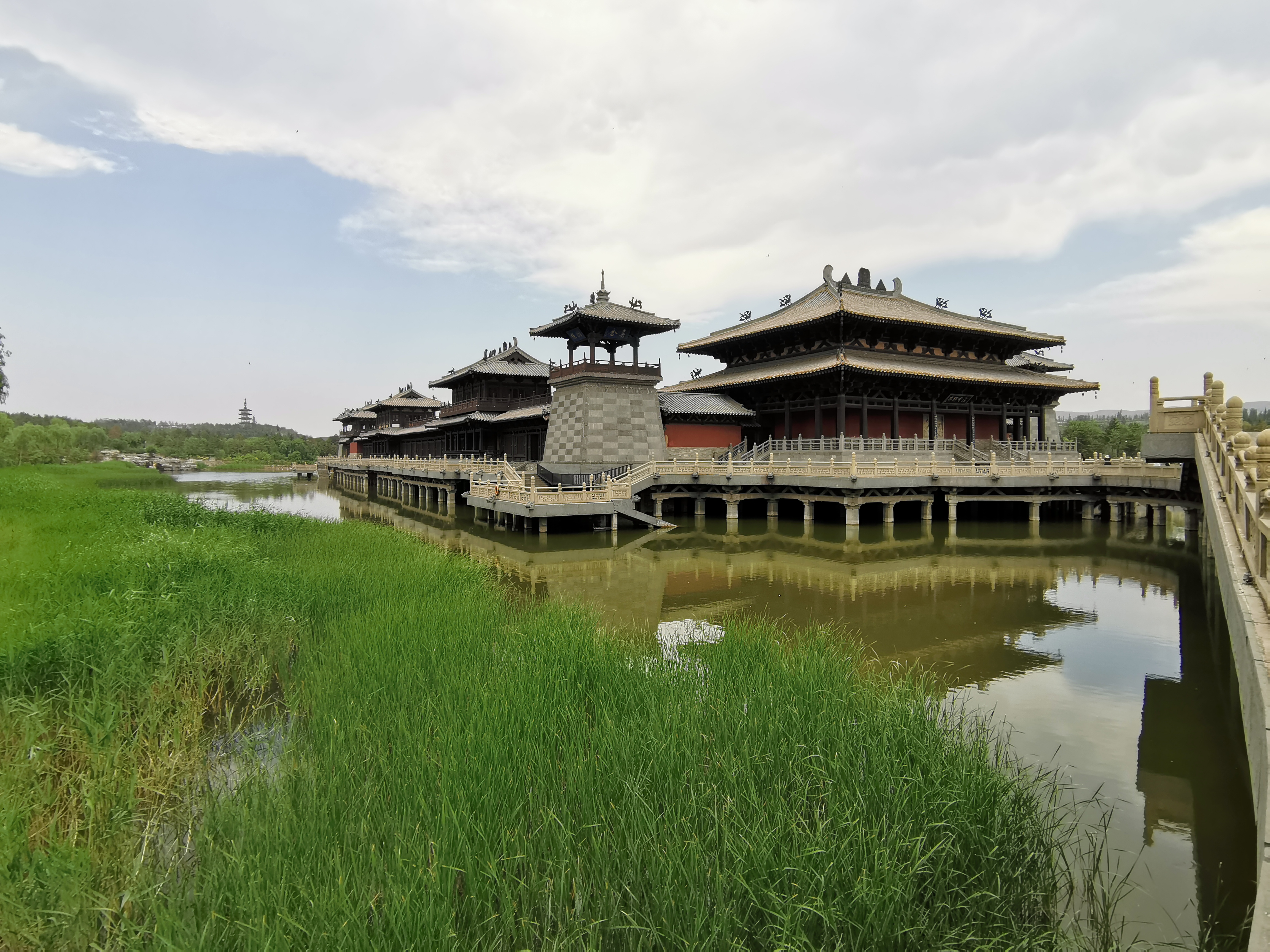 秦晋游日记二,塞外大同,北魏平城.云冈石窟,四大石窟之一.