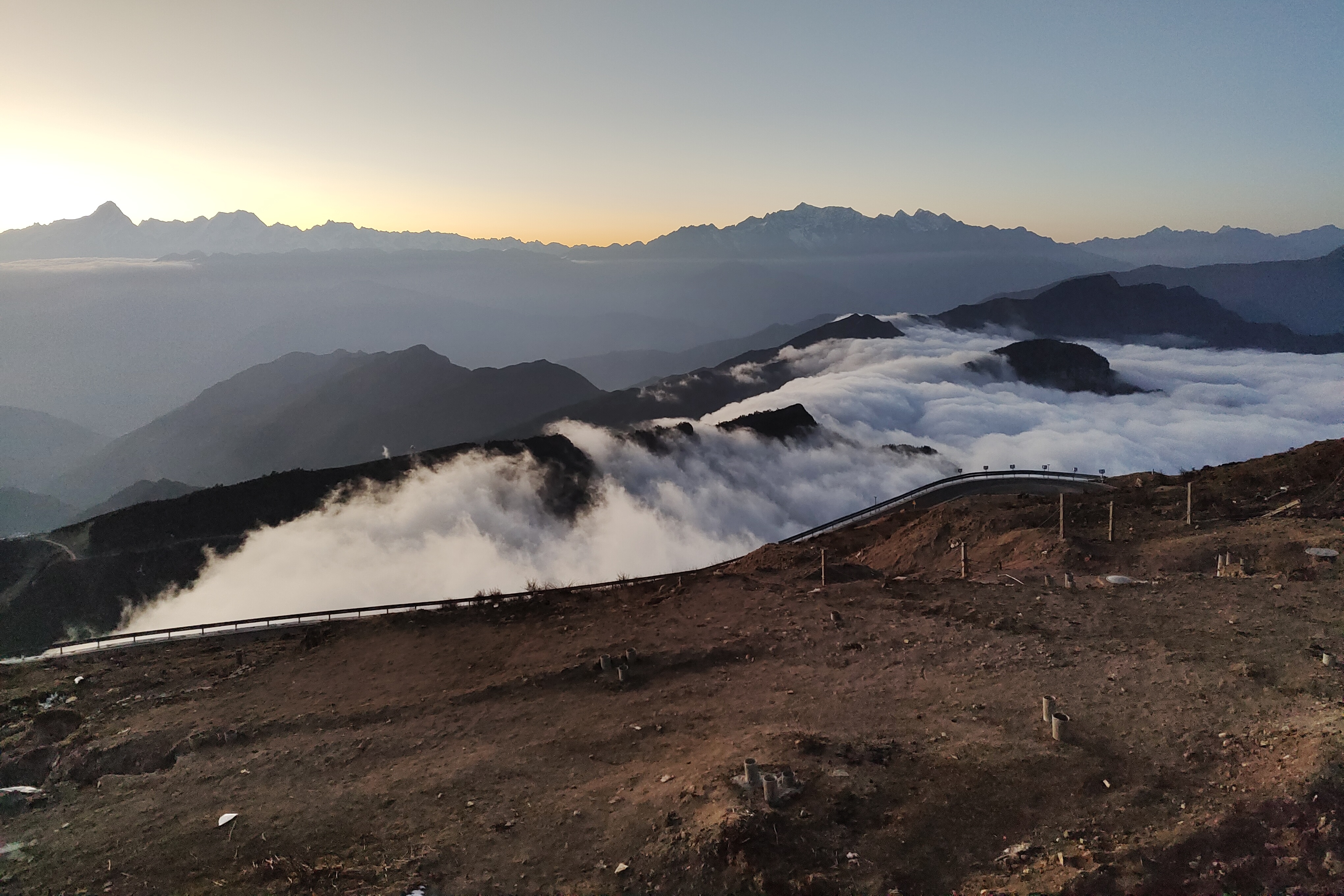 牛背山冰雪环线丨冬游川西,邂逅那些人少景美的旅行地,川西旅游攻略