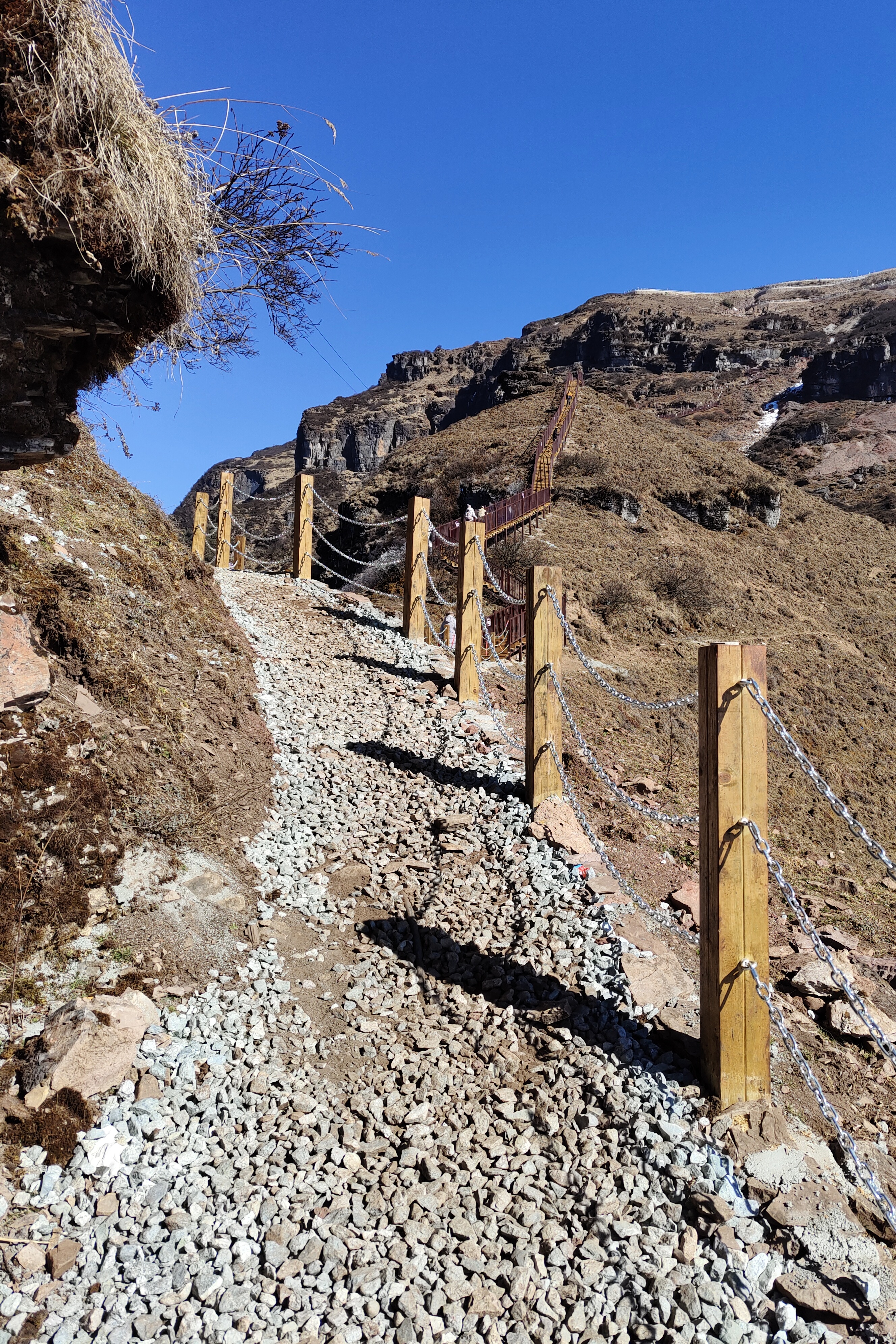 牛背山冰雪环线丨冬游川西,邂逅那些人少景美的旅行地,川西旅游攻略
