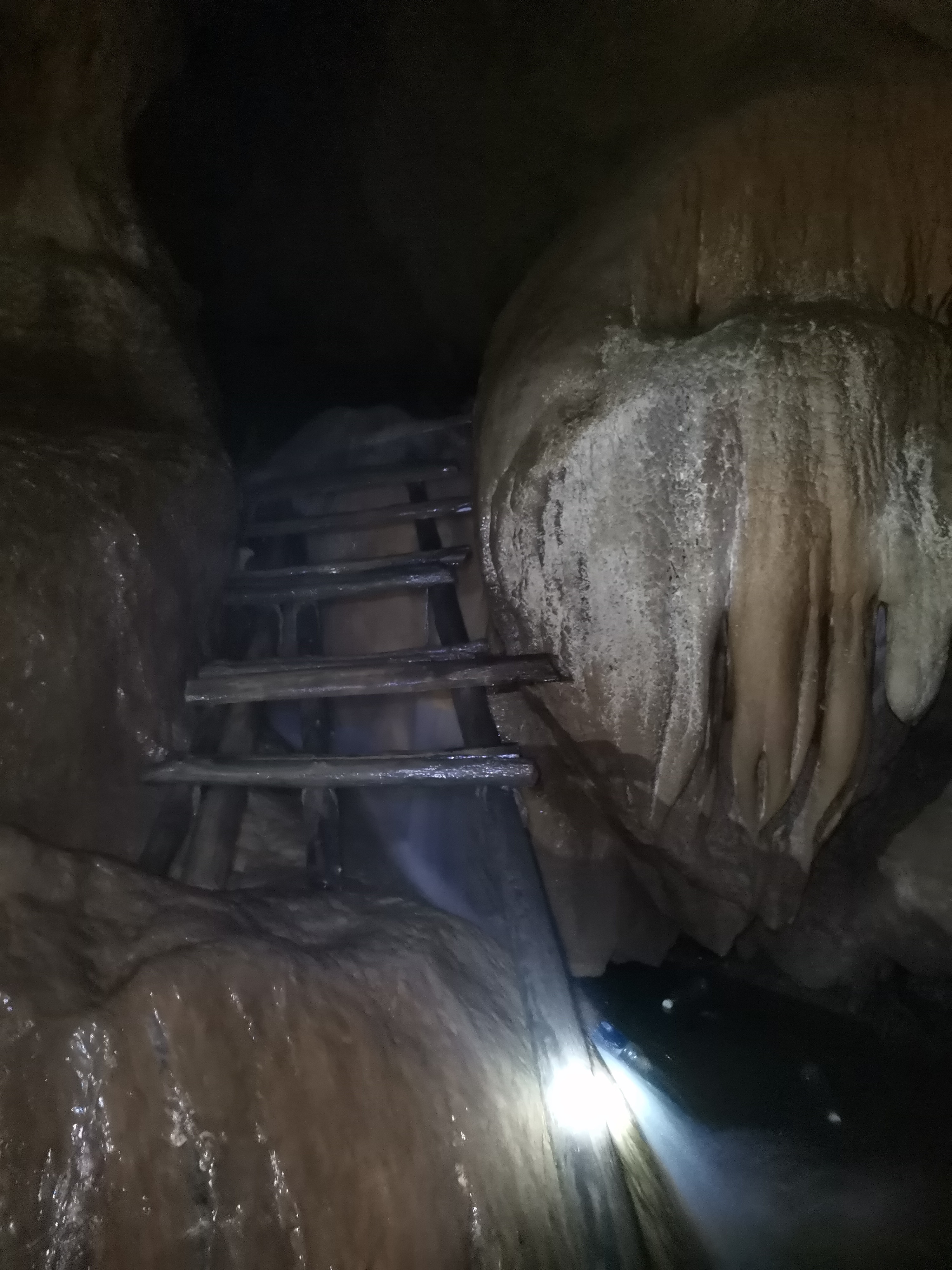 纪龙山
