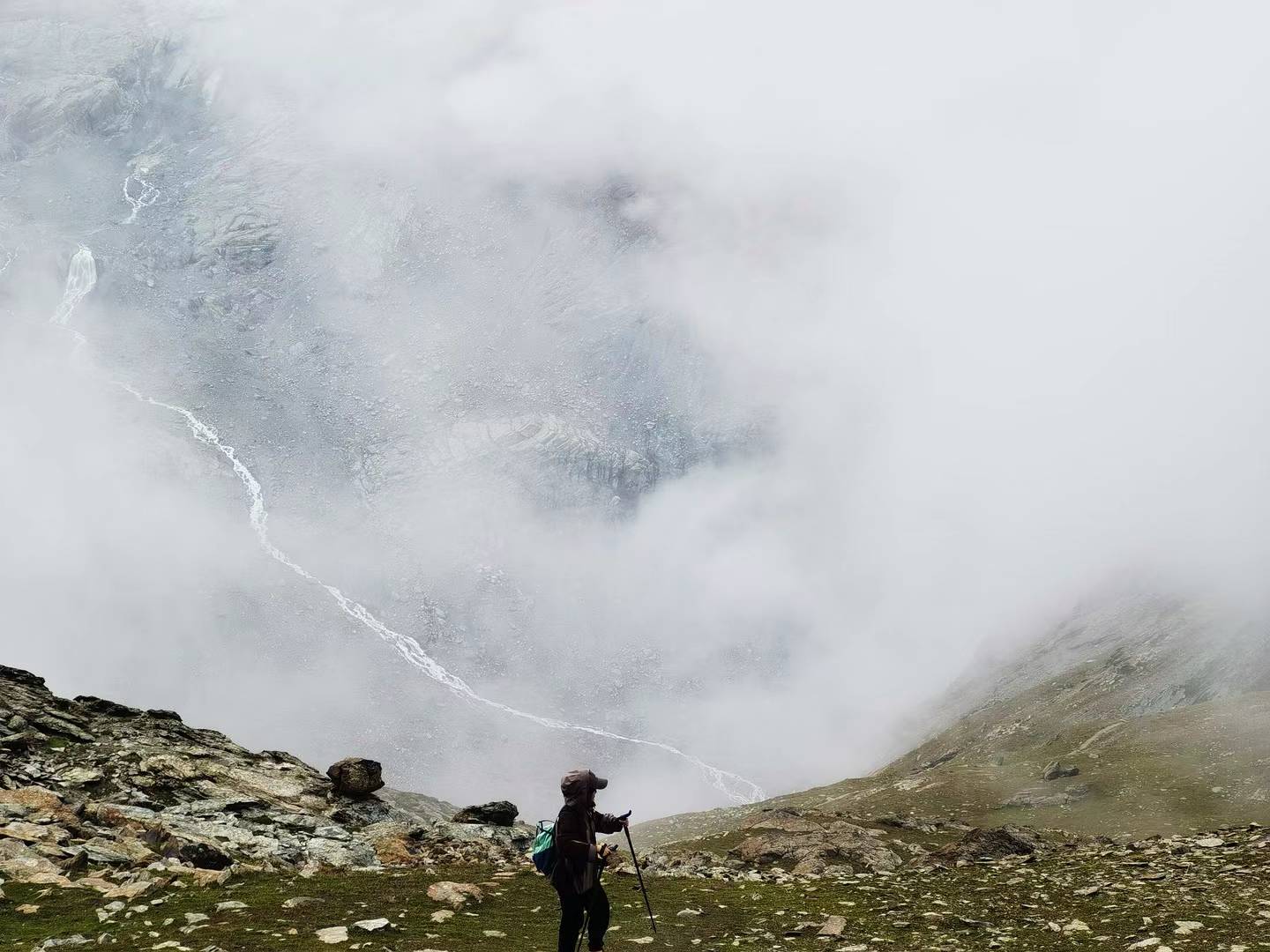 瑞士 | 从雪山之巅到翠绿山谷的旅游故事