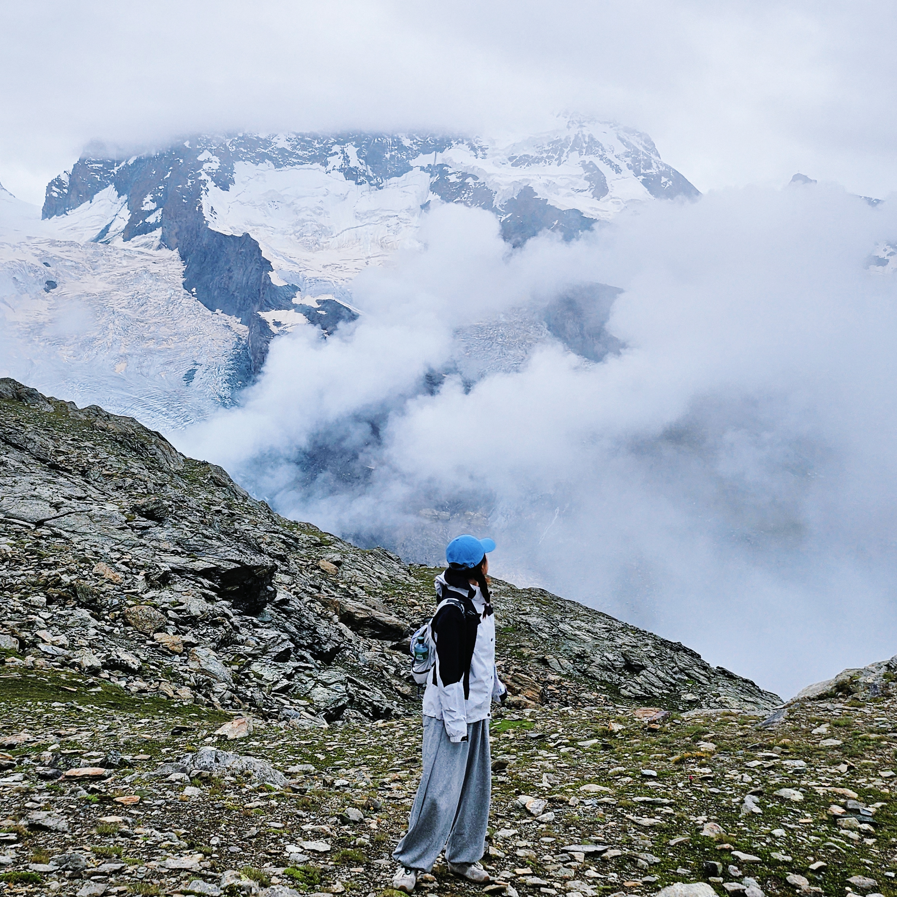 瑞士 | 从雪山之巅到翠绿山谷的旅游故事