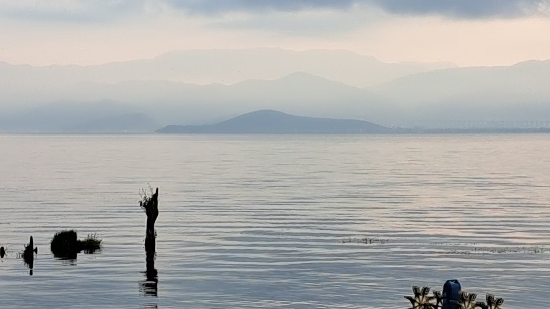 洱海