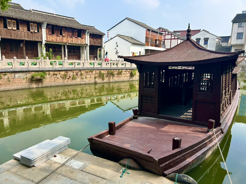 荻港古村