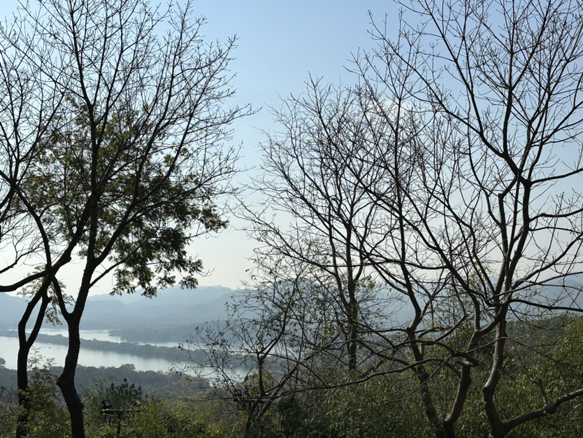 宝石山