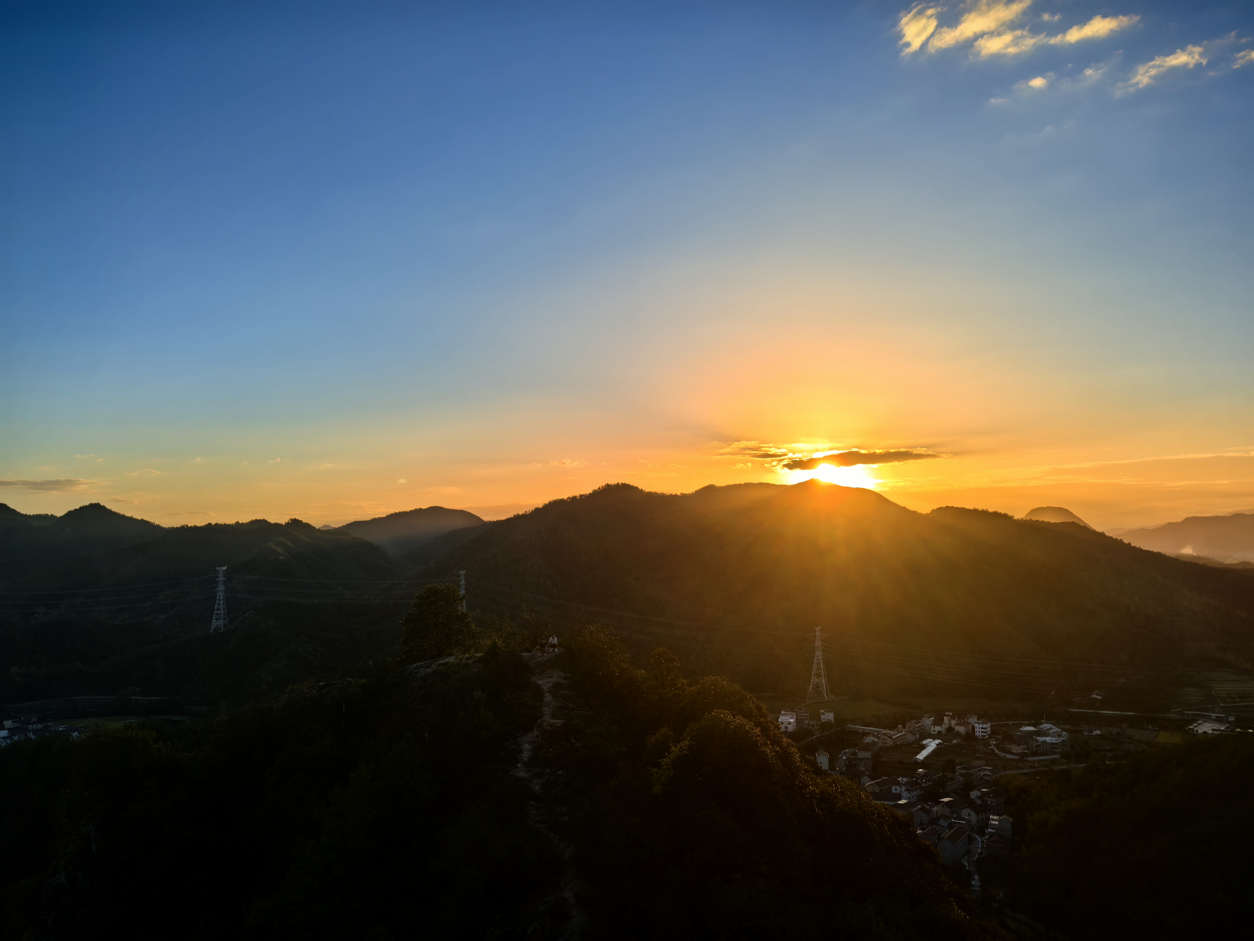 中秋节夜攀黄腾岩绳索飞拉达