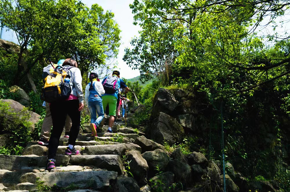 覆卮山游玩