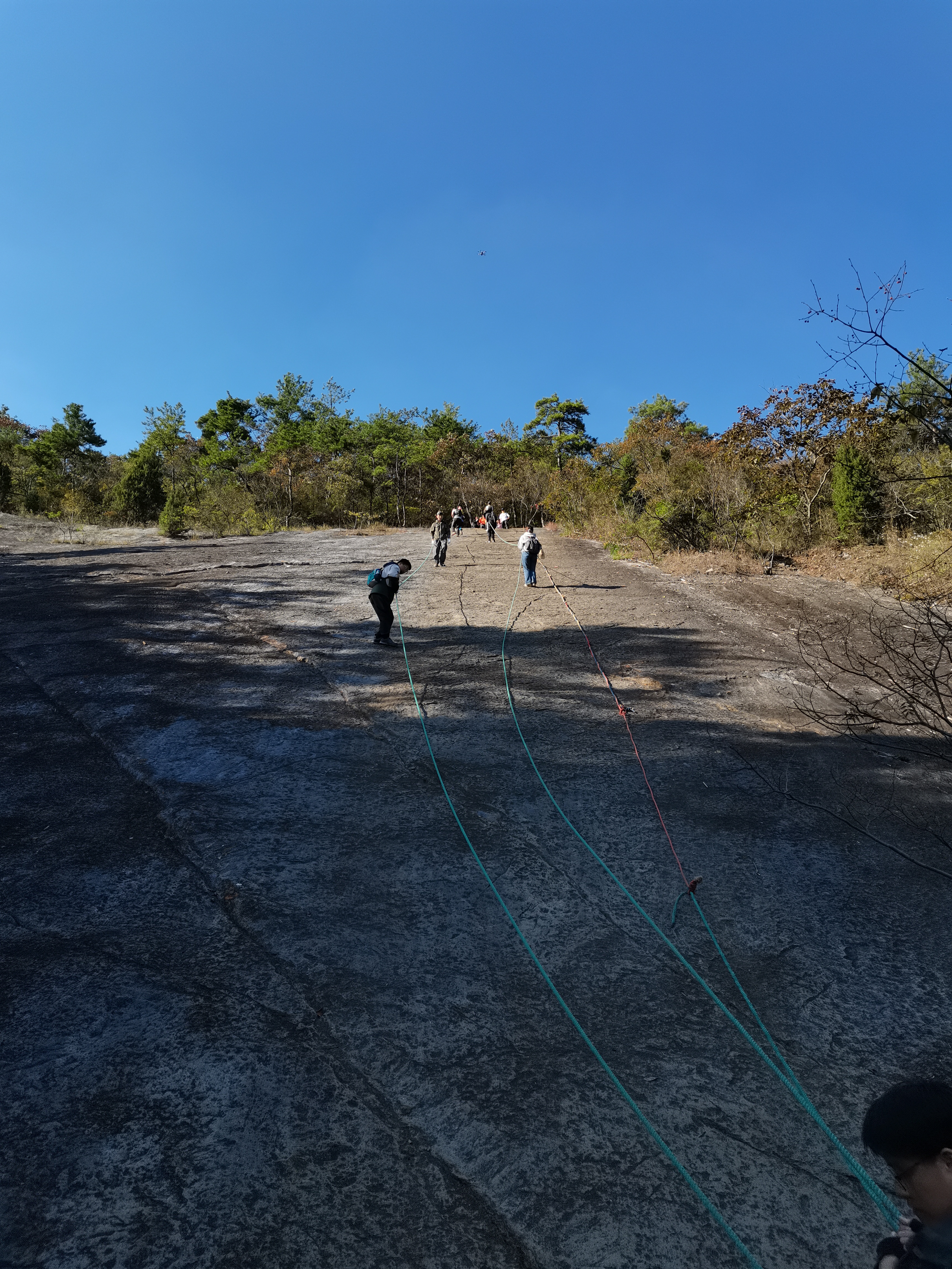 纪龙山探洞速降之旅