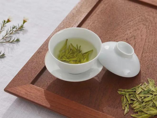 旅游打卡成都品茶90分钟工作室,寻味百年鹤鸣自带茶香韵味