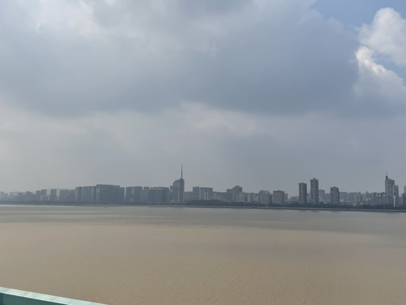 杭州小莲花 现代建筑的璀璨之花