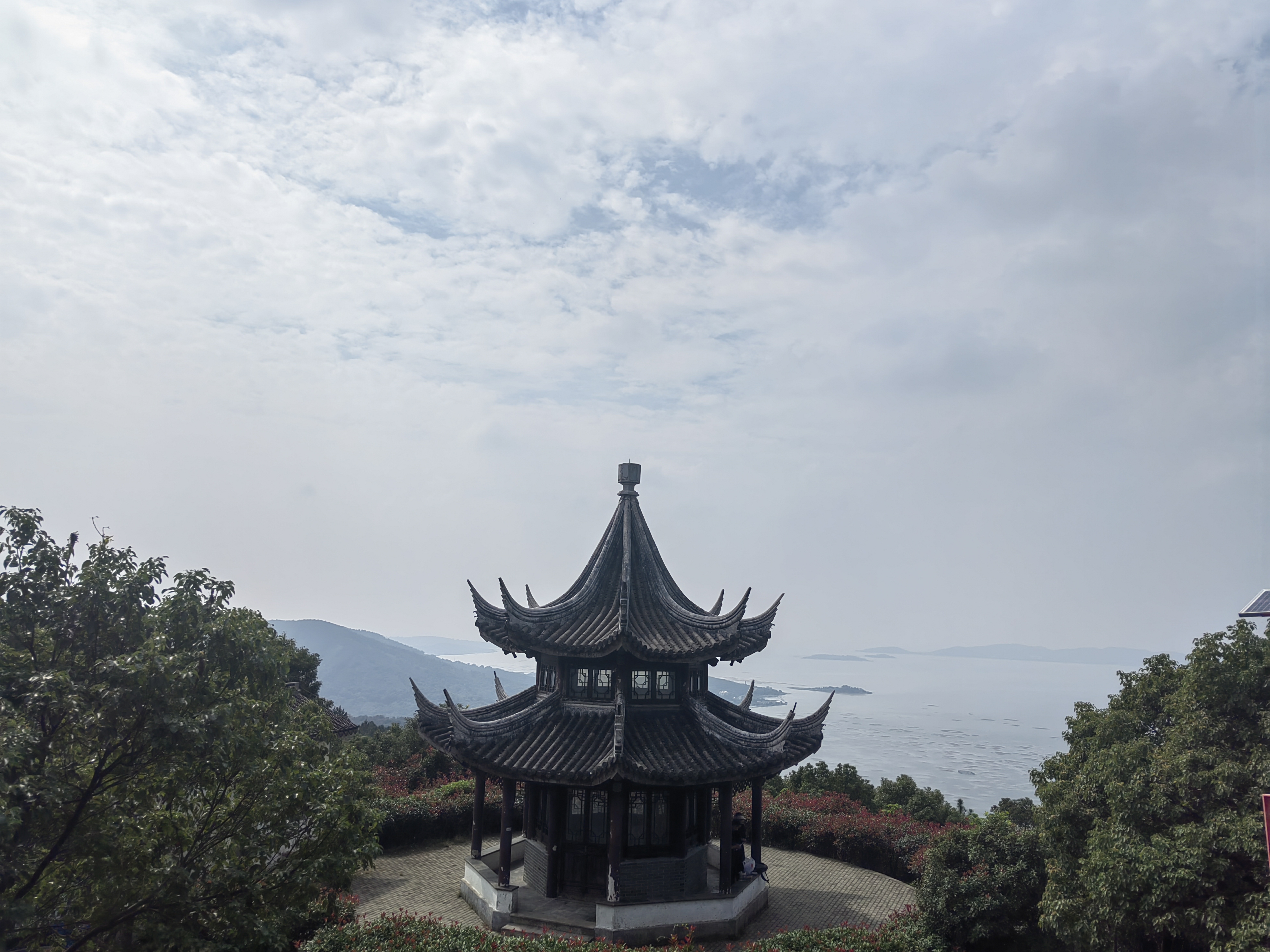 登莫厘
