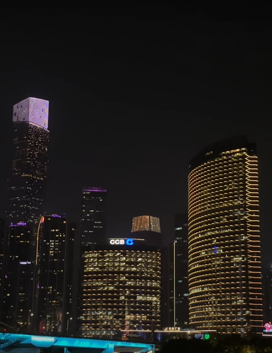 夜游珠江