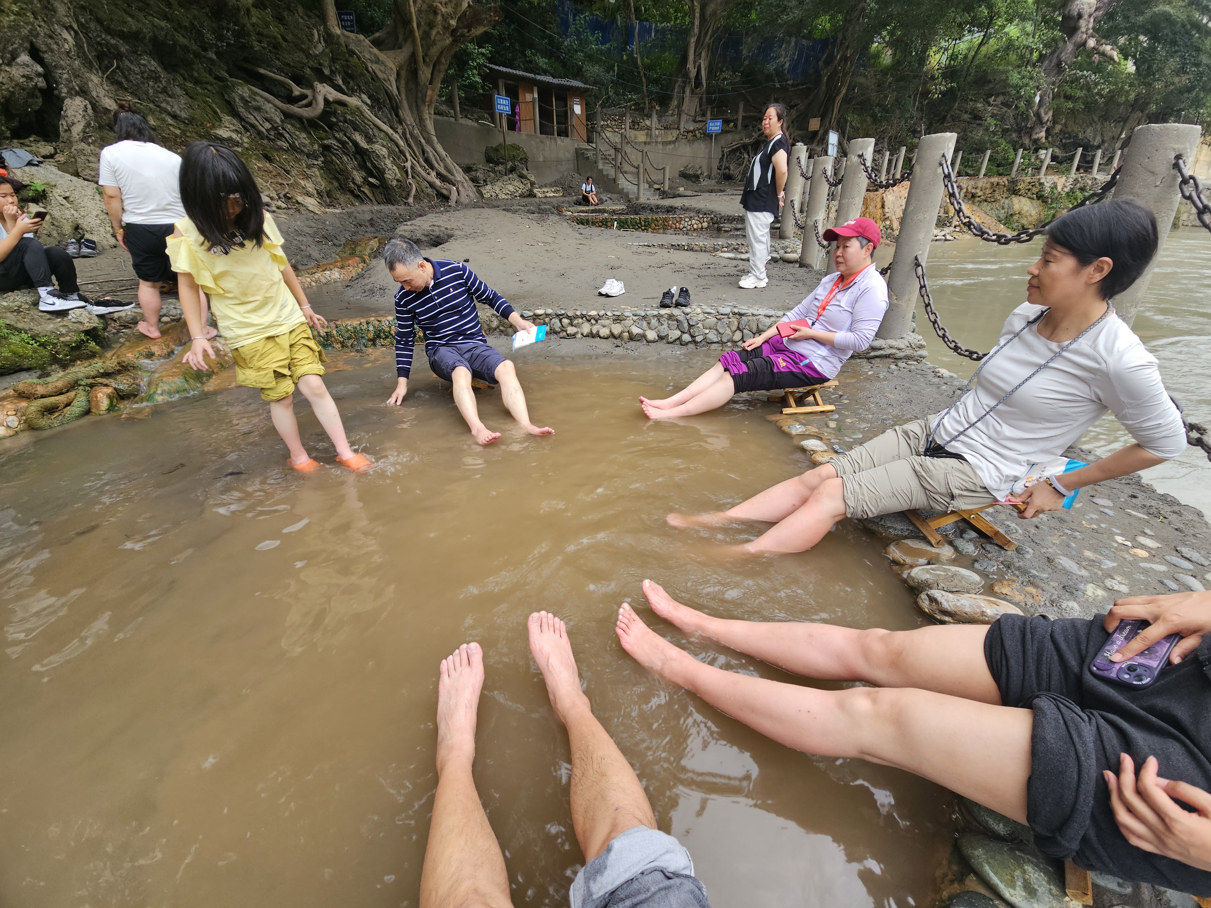 怒江大峡谷的雨