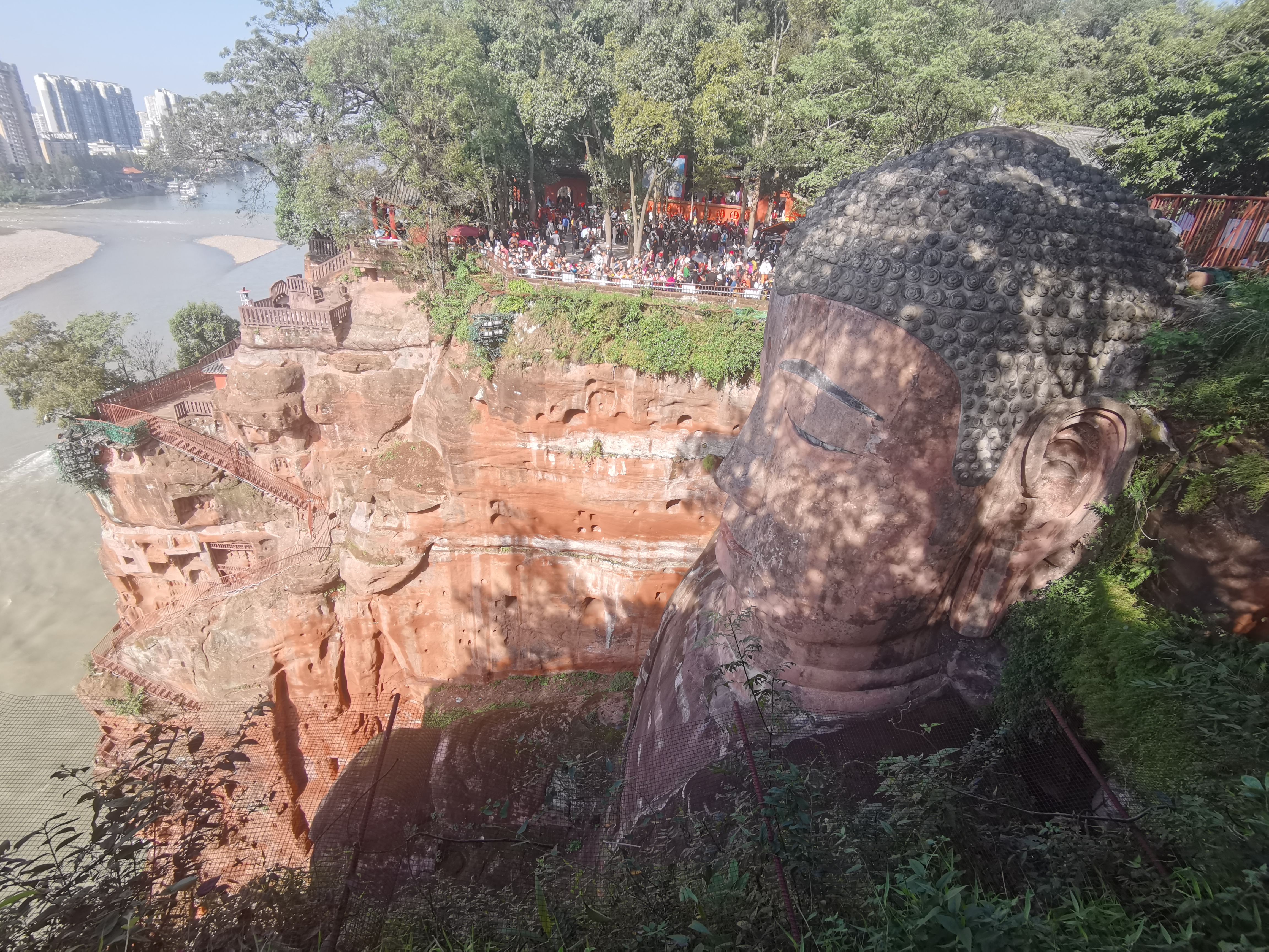 乐山