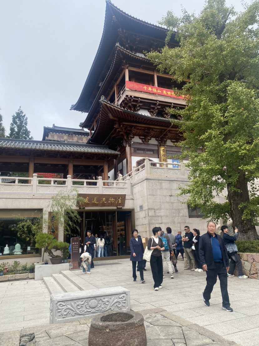 周末离得远远的快步伐,打卡杭州三大寺之一-径山寺