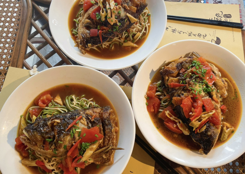 美味又好逛的荻港古村