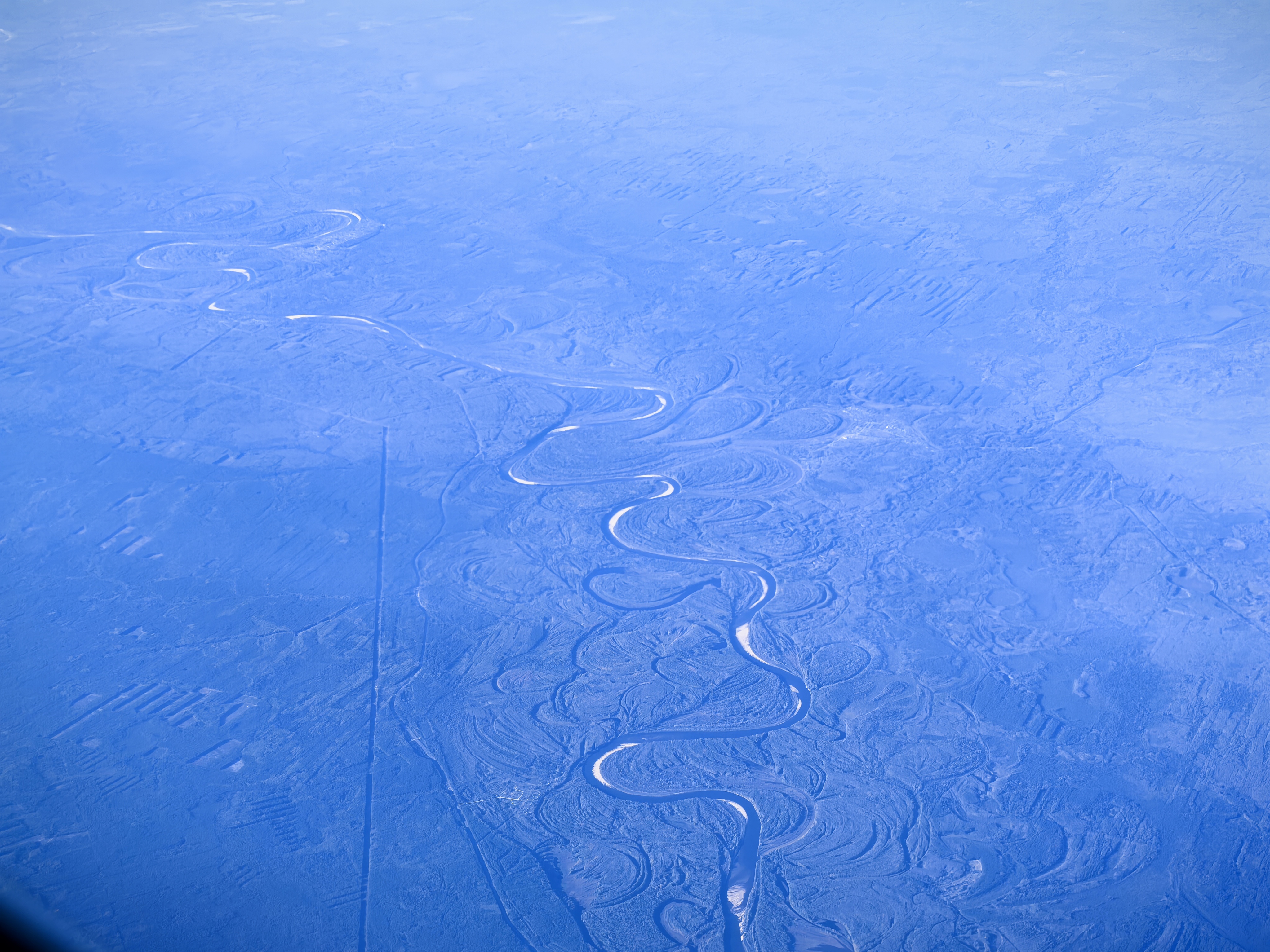 万米高空看河流