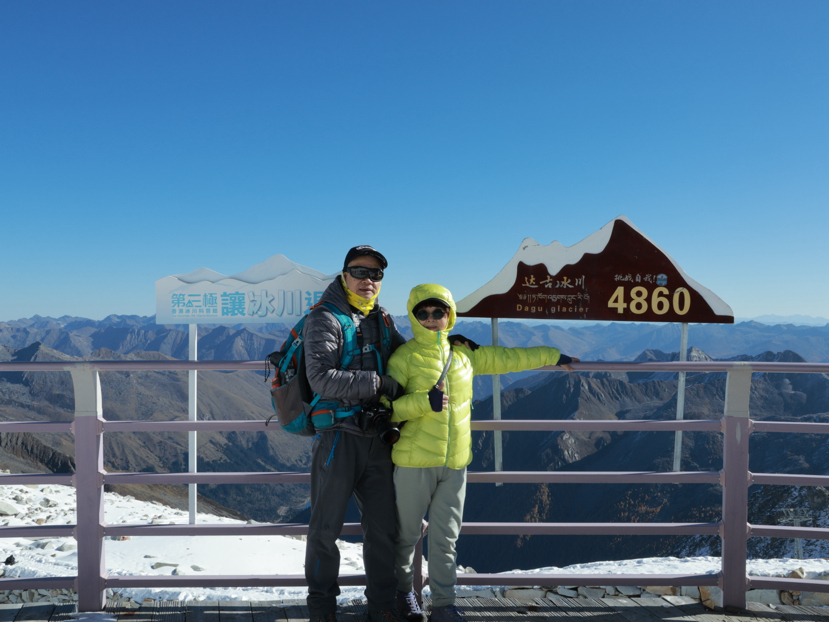 九寨秋色环线之穿越彩林与冰川的奇幻之旅