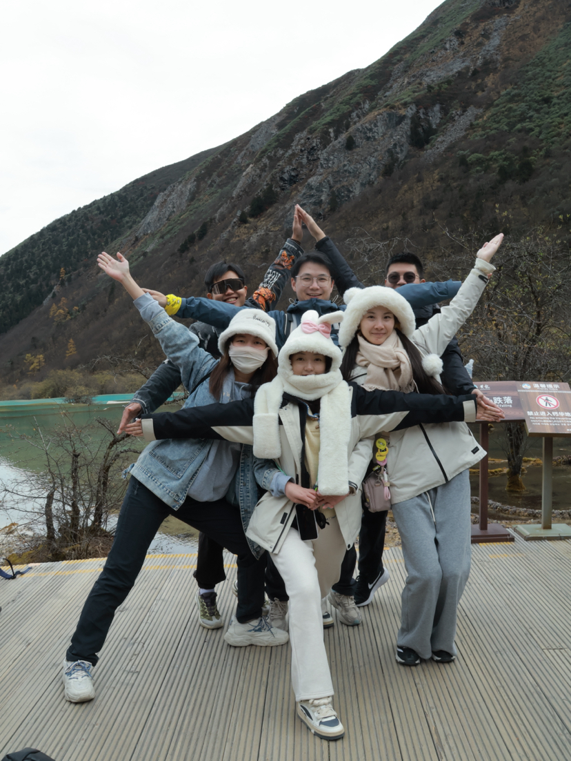 九寨秋色环线之穿越彩林与冰川的奇幻之旅