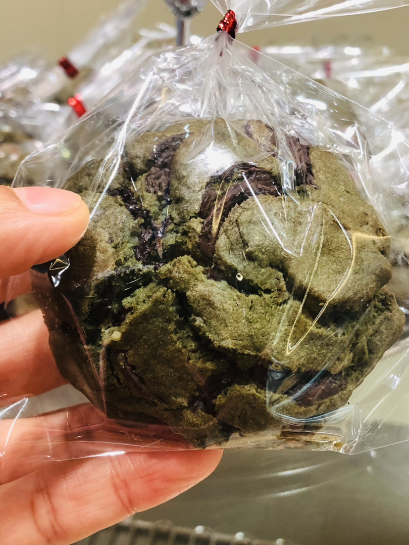 打卡地铁口吃食