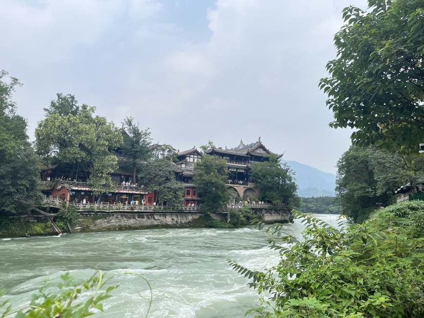 都江堰南桥