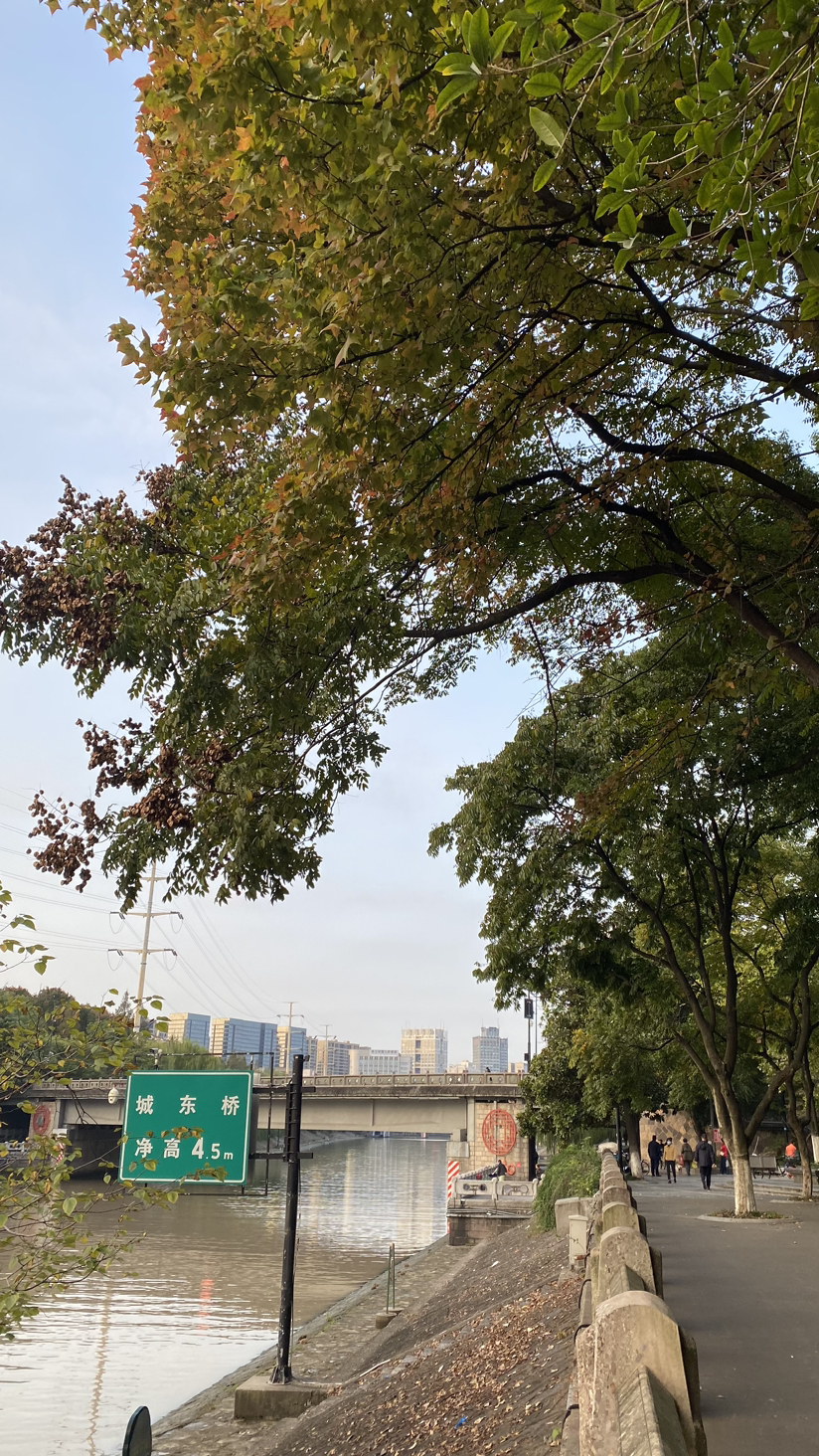 一座拱宸桥，半部杭州史。