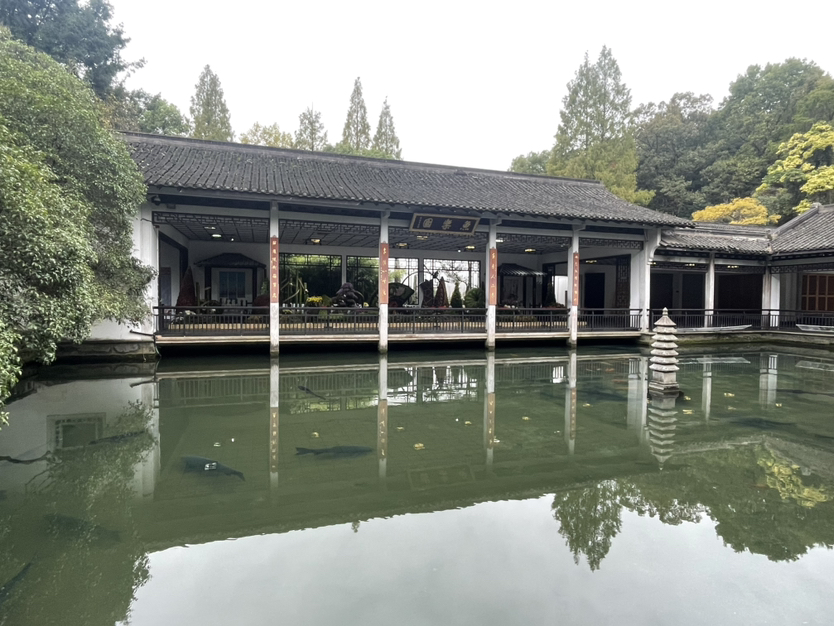 探访秋天里的玉泉