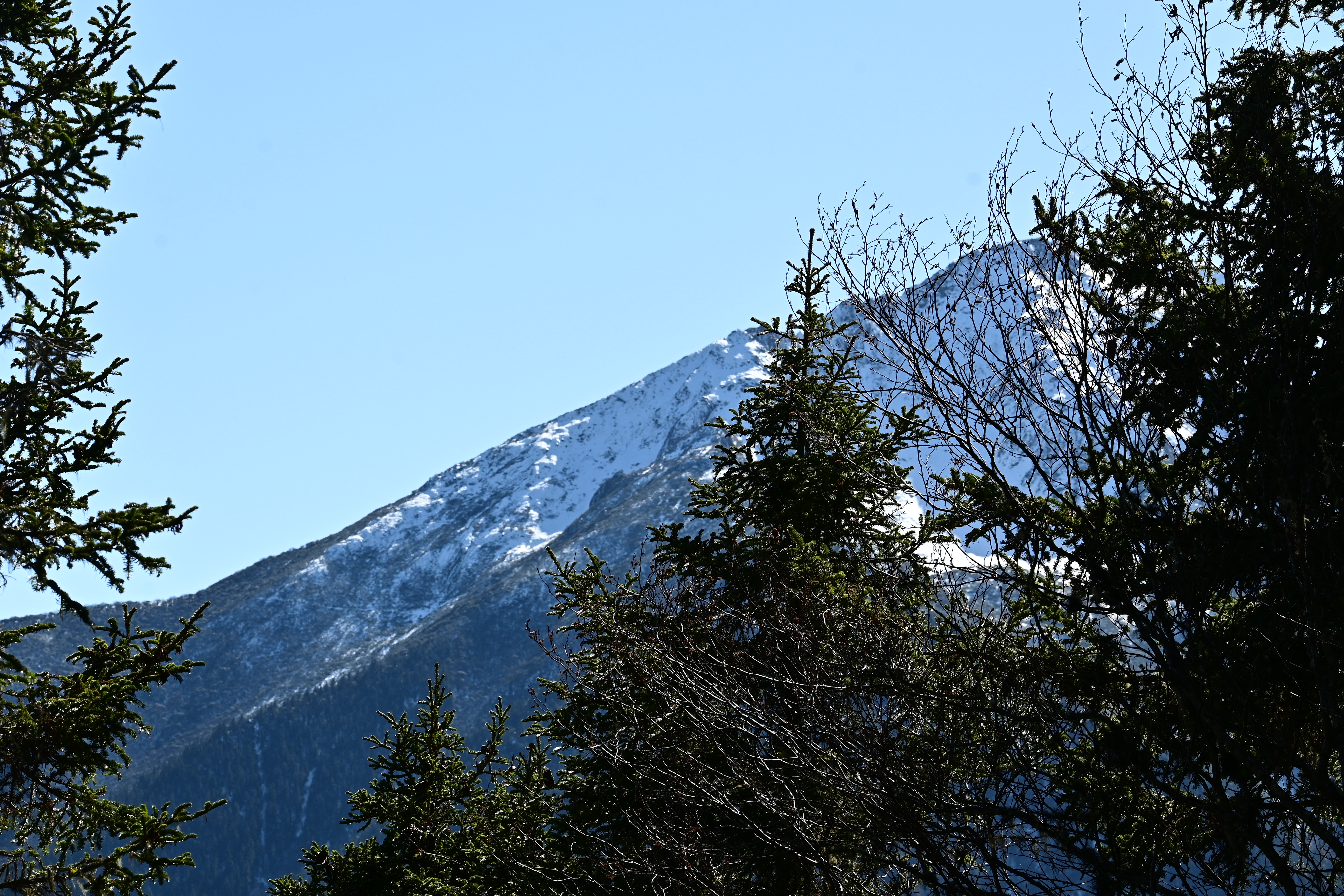 猛古雪山