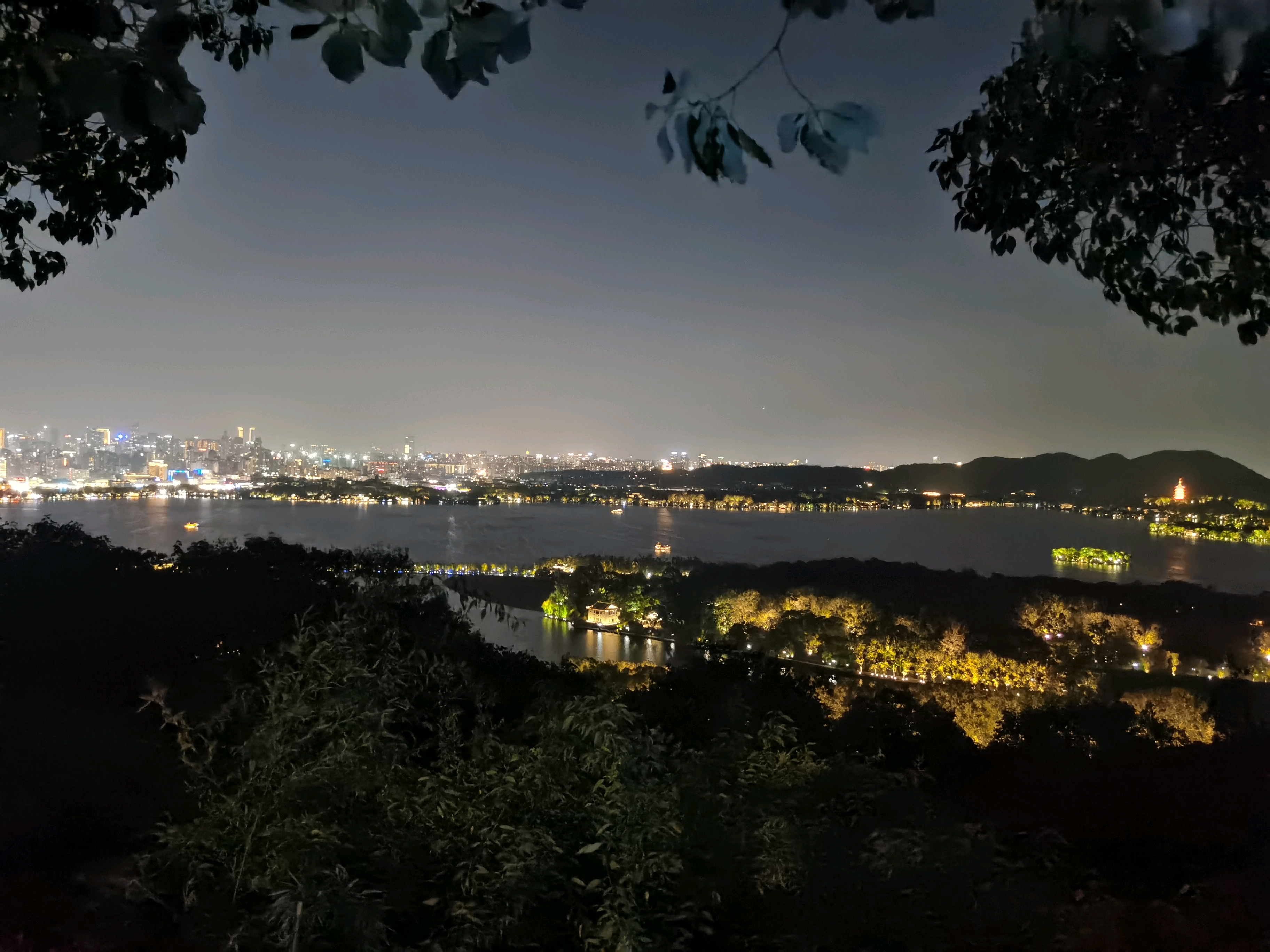 夜爬宝石山