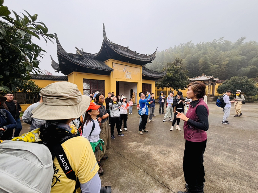 南朝四百八十寺,多少楼台烟雨中