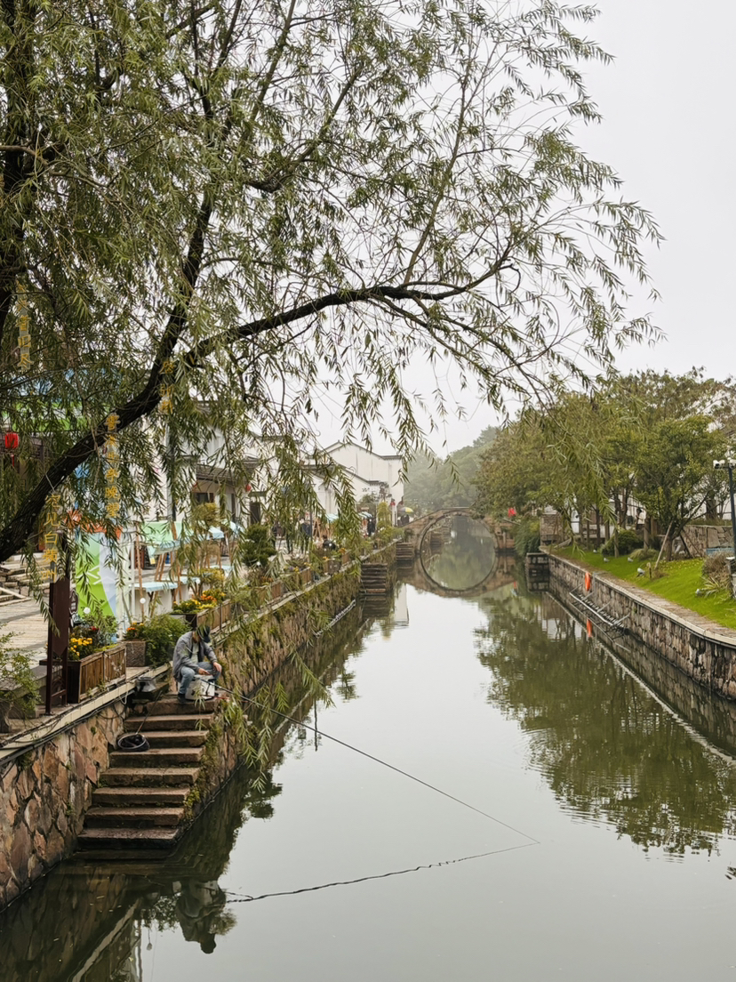 南朝四百八十寺,多少楼台烟雨中
