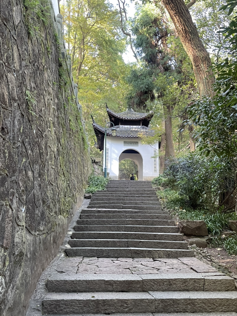 秋韵宝石山