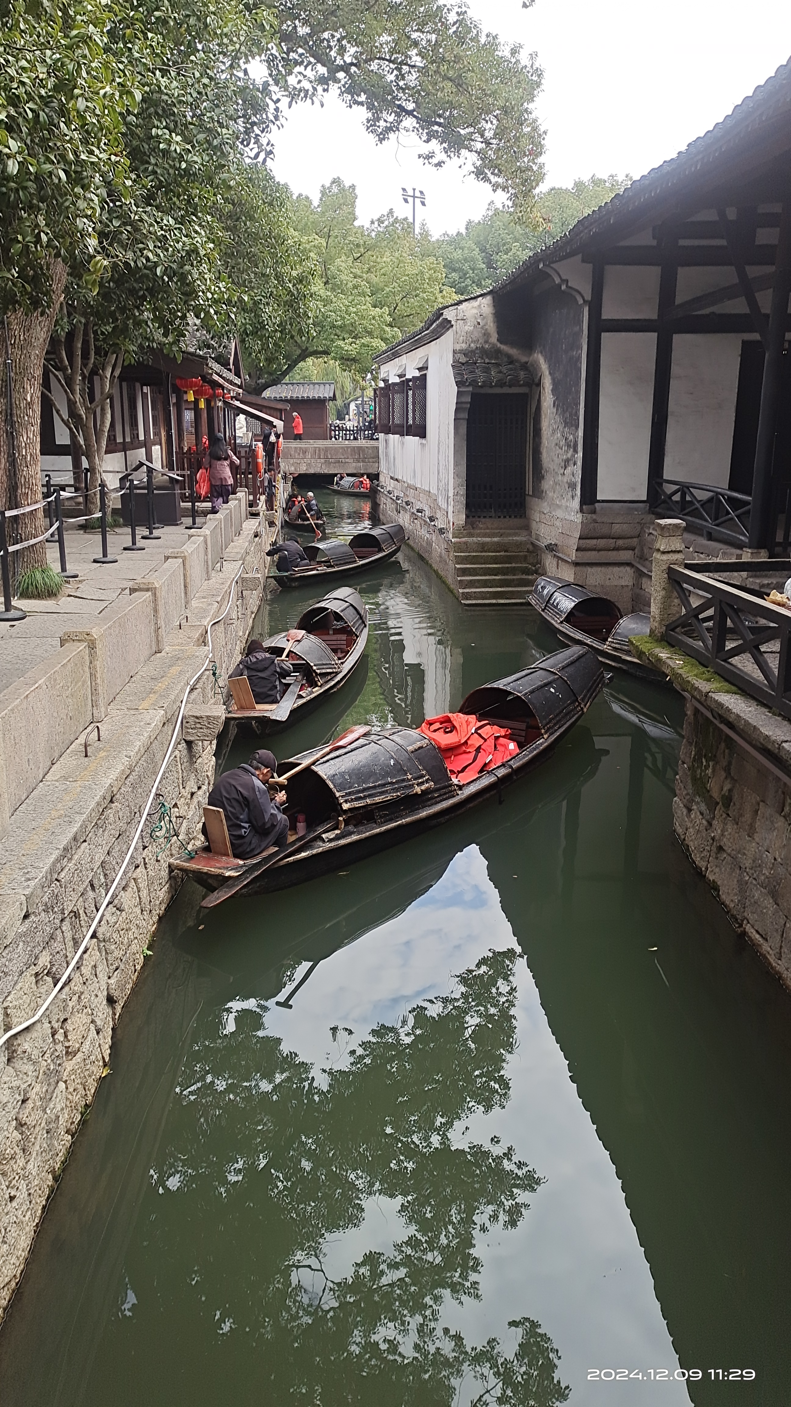 坐着地铁去绍兴
