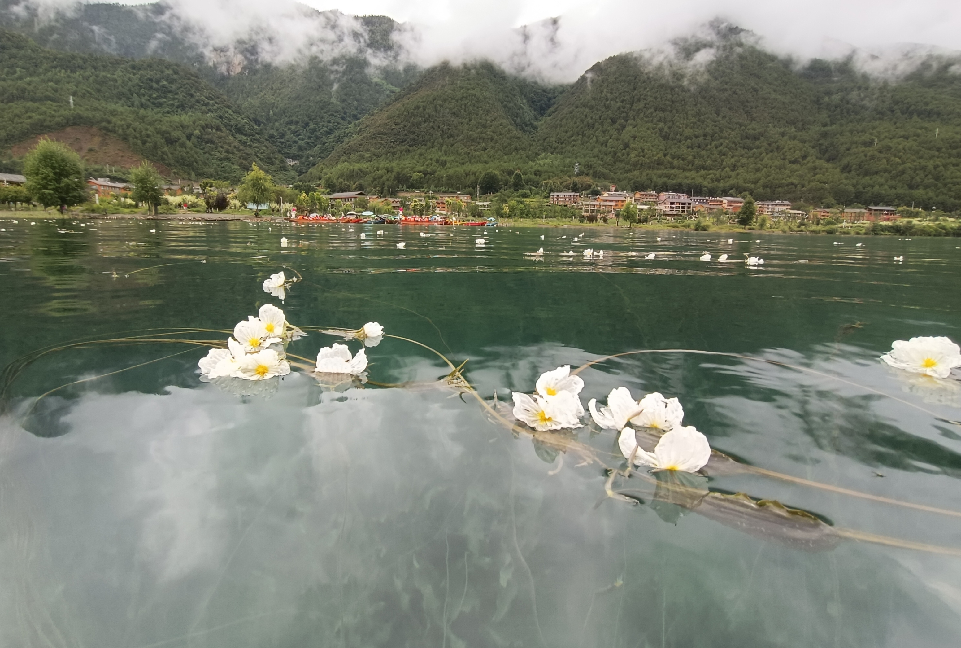 泸沽湖，香格里拉