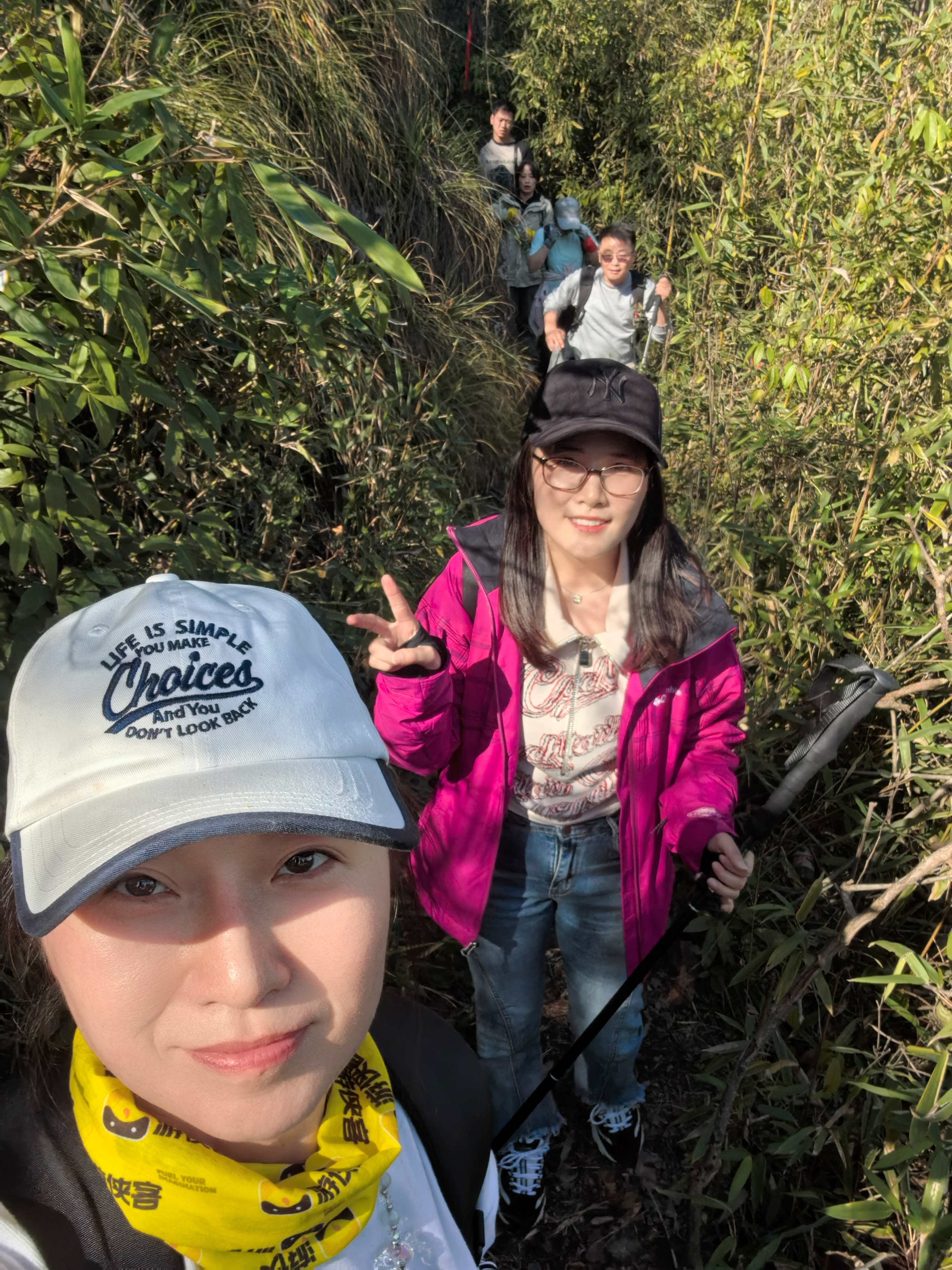 山野攀行百丈岩~险些迷失方向