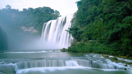 <a target='_blank' href='https://bbs.youxiake.com/mdd/2504.html'>黄果树瀑布</a>