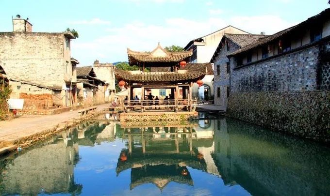 <a target='_blank' href='https://bbs.youxiake.com/mdd/40.html'>丽水</a>