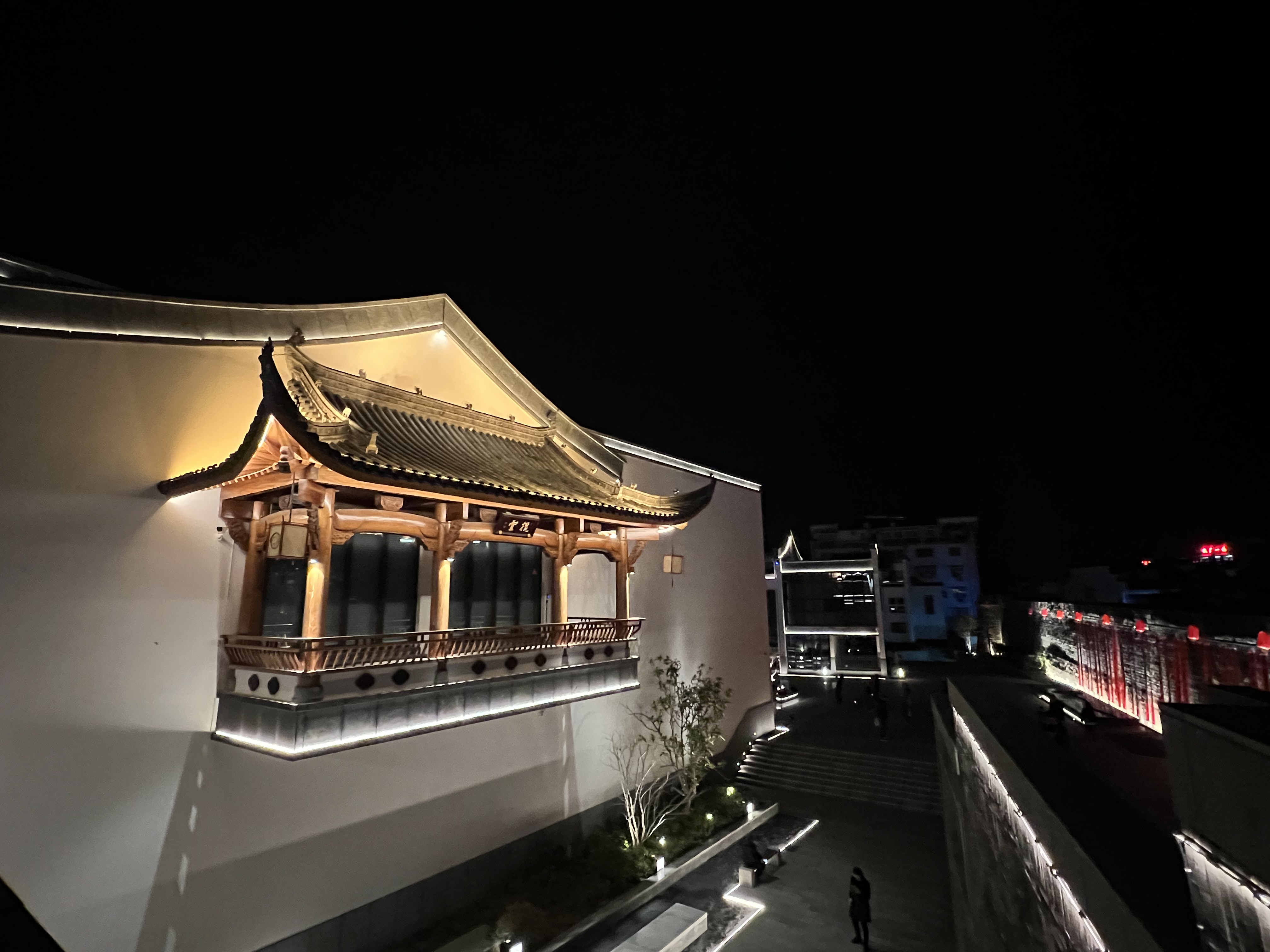 春盈歙县兴盛地,福满徽州浪漫天