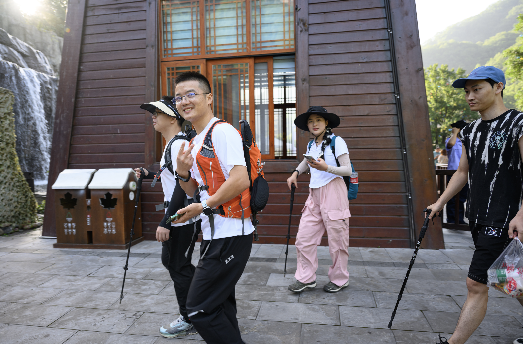 周末出逃:一次光雾山徒步 一次山中避暑