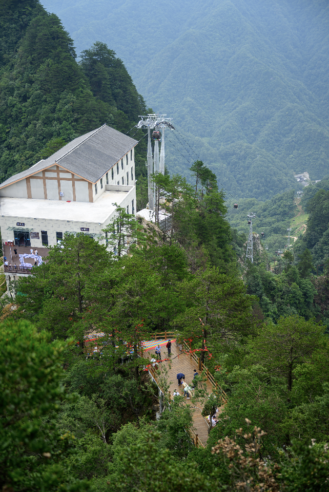 周末出逃:一次光雾山徒步 一次山中避暑