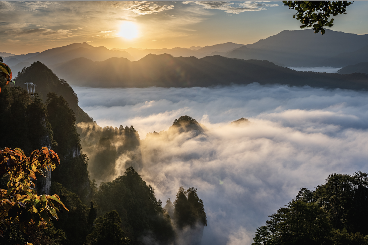 10月初游光雾山,带你见识真的的平分秋色