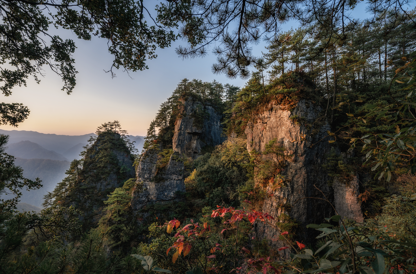 10月初游光雾山,带你见识真的的平分秋色