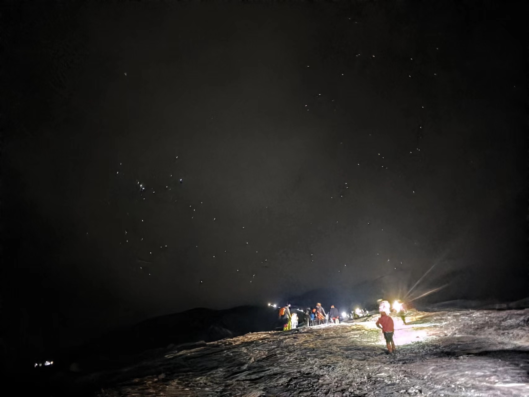 逐梦雪山之巅(5396米)——2024年9月12日-14日哈巴雪山巡山记