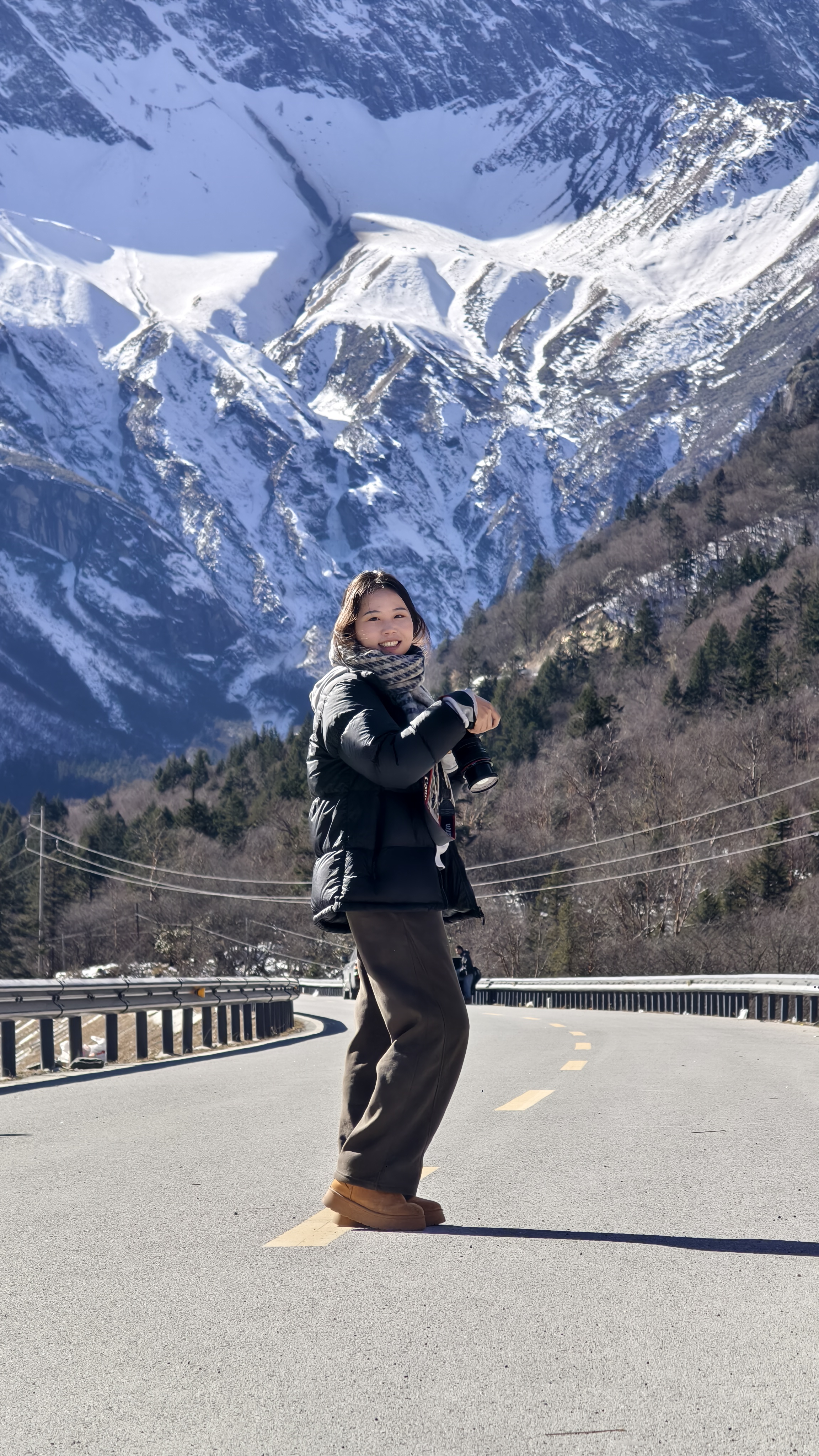 山野千里,遇到川西