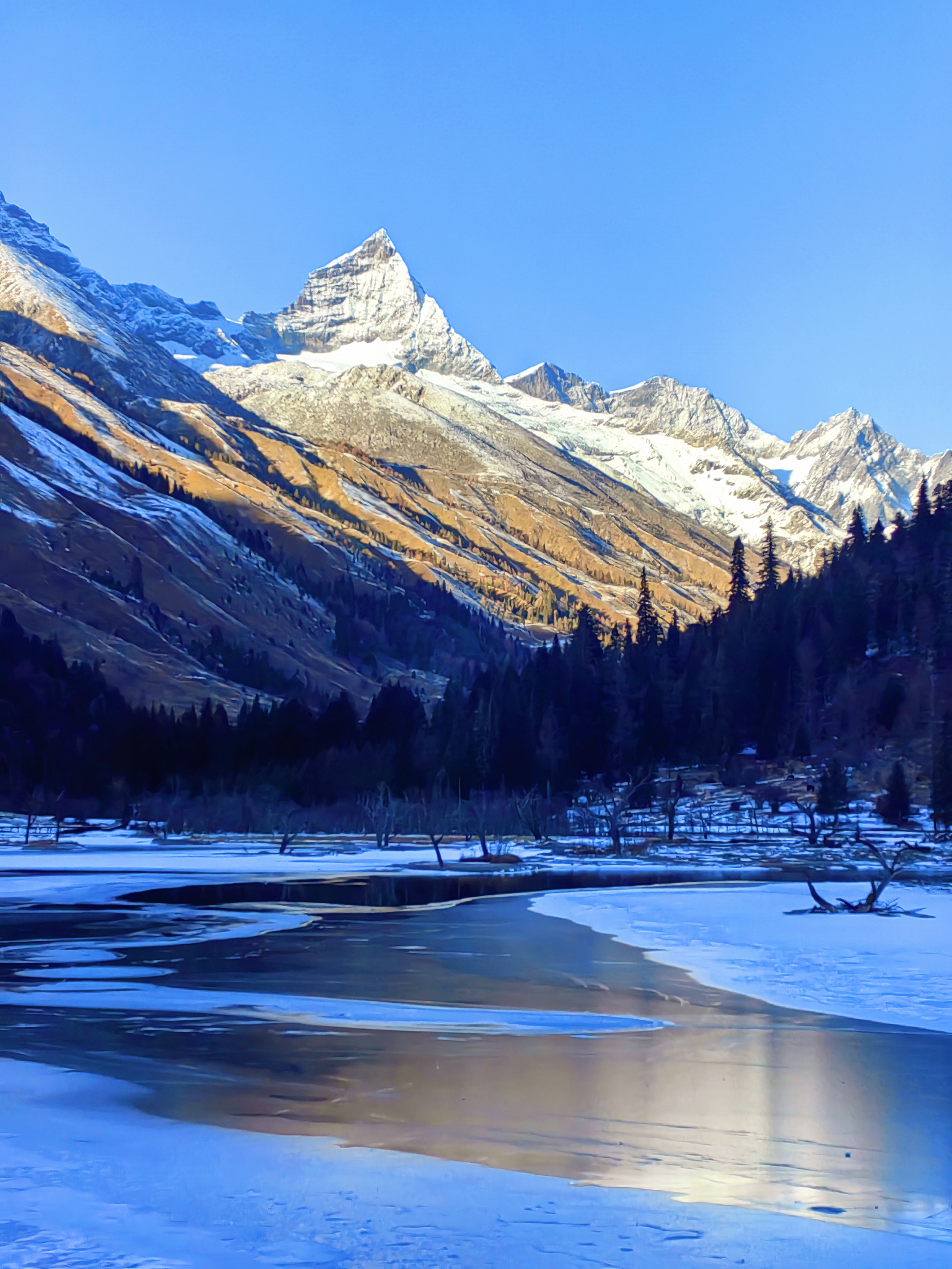 川西雪山巡礼五日丨踏云逐雪,献给山川与星辰的浪漫诗篇,川西旅游攻略